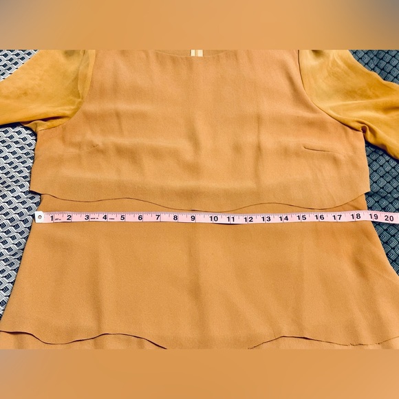 Tiered Peach Tunic Sz L - Picture 6 of 12
